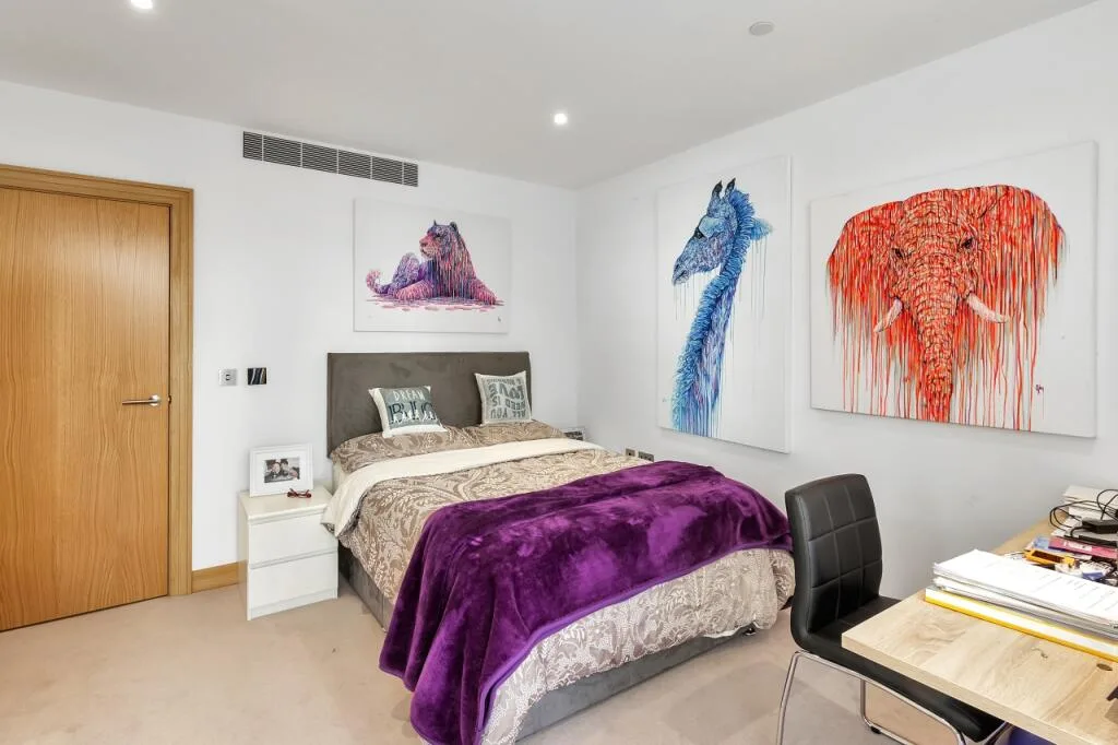 2 bedroom detached house for rent