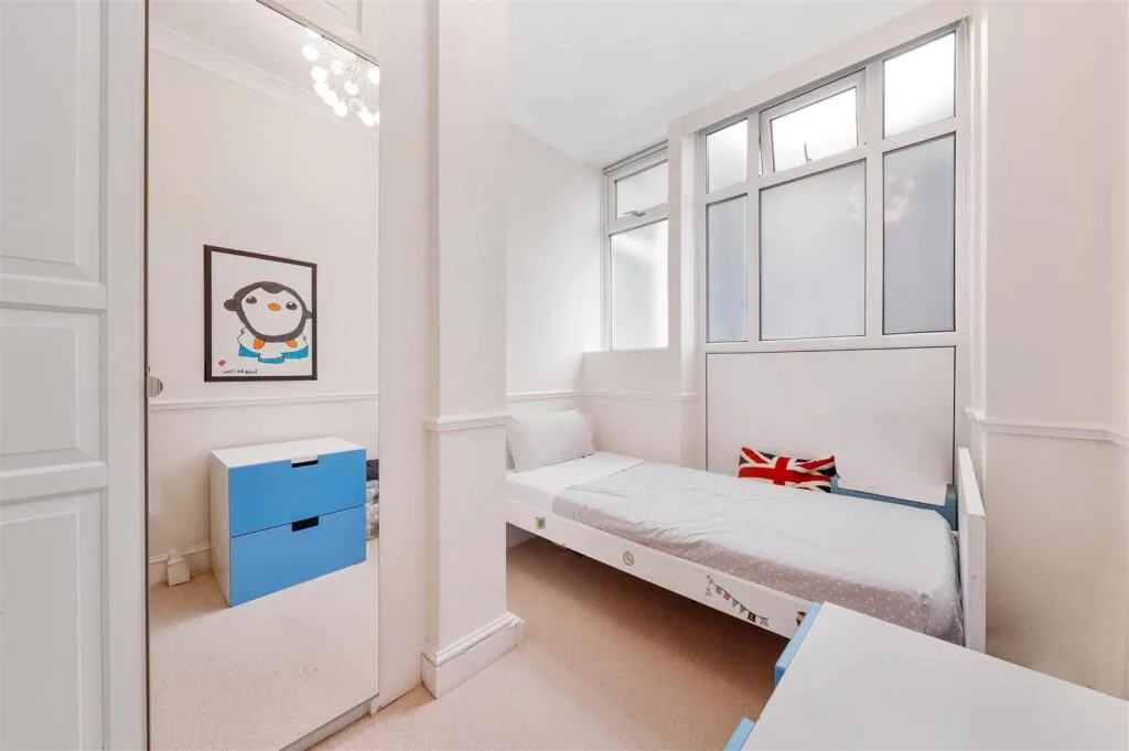 3 bedroom flat for rent