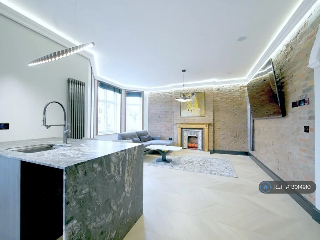 3 bedroom flat for rent