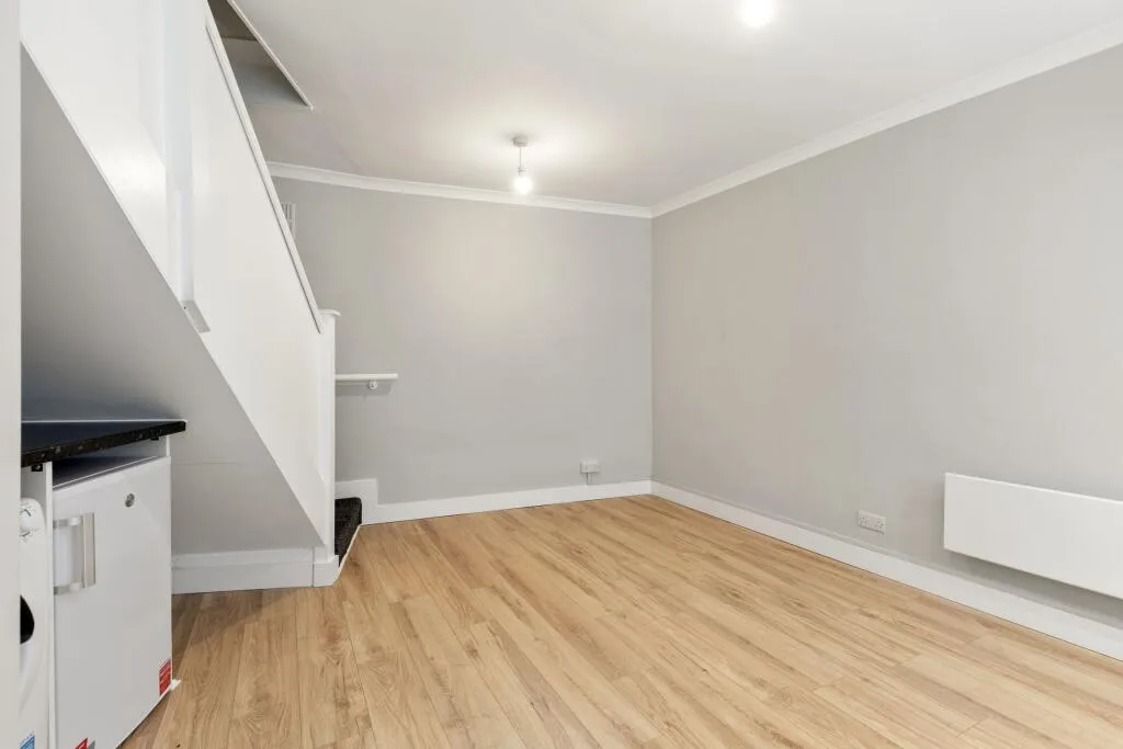 1 bedroom ground floor flat for rent