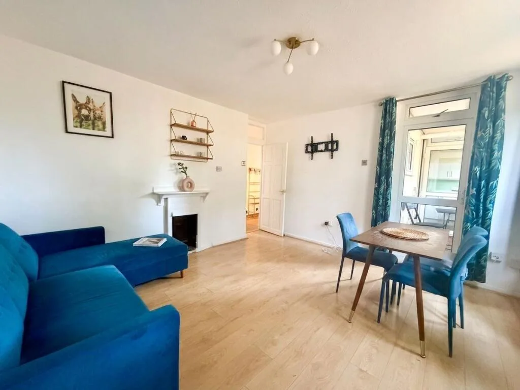 2 bedroom flat for rent