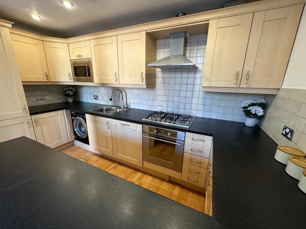 2 bedroom flat for rent