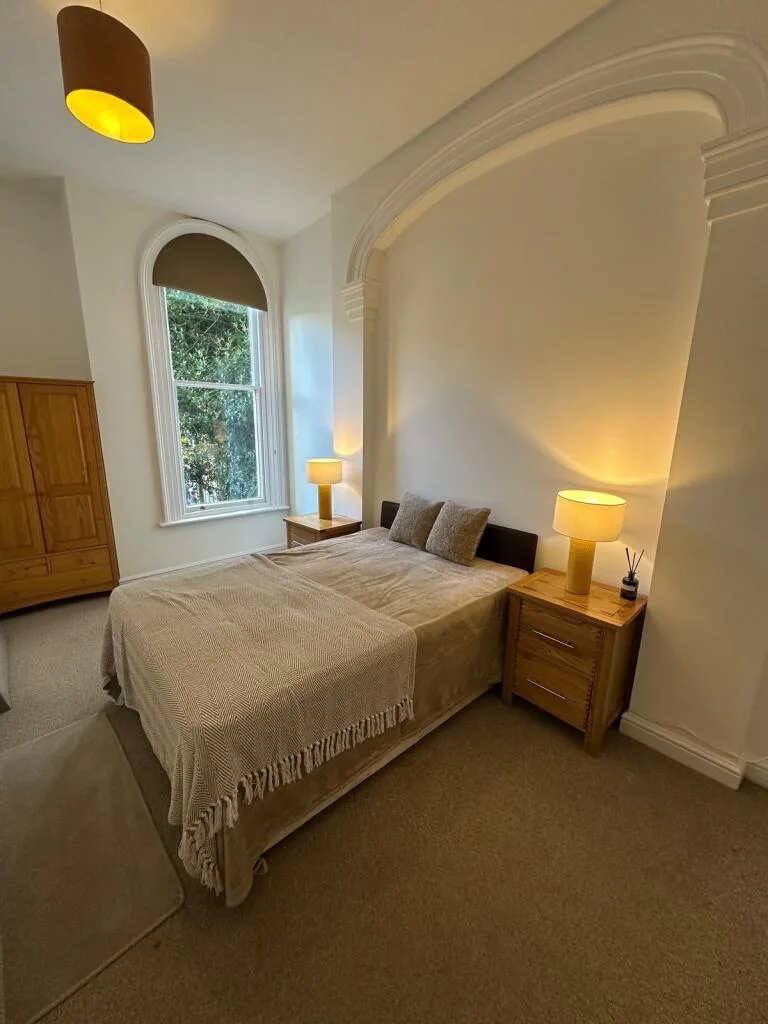 2 bedroom flat for rent