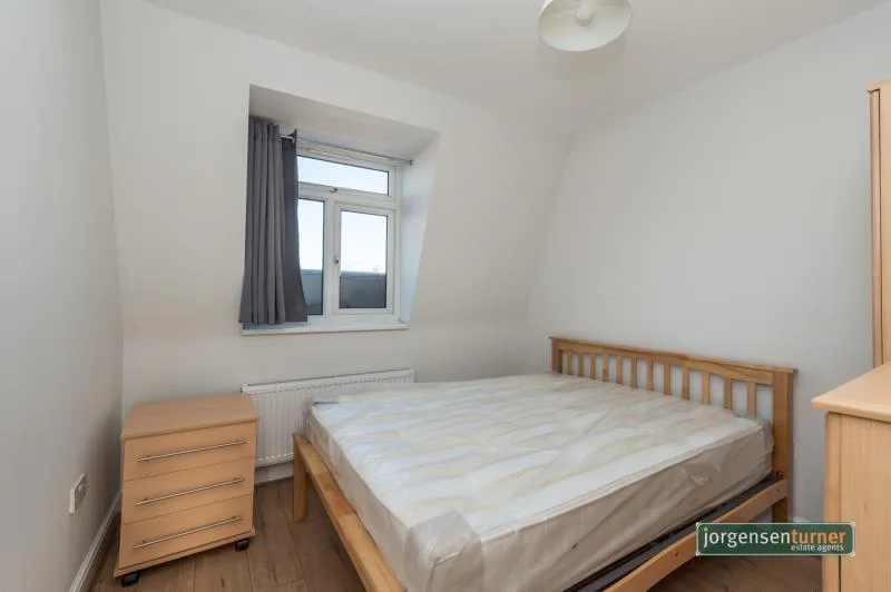 4 bedroom flat for rent