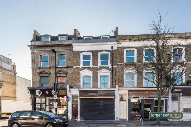 4 bedroom flat for rent