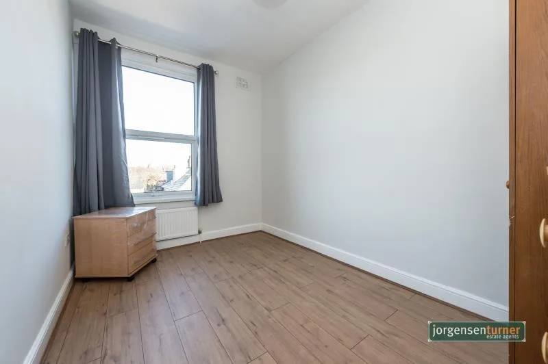 4 bedroom flat for rent