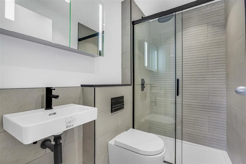 2 bedroom block of apartments for rent