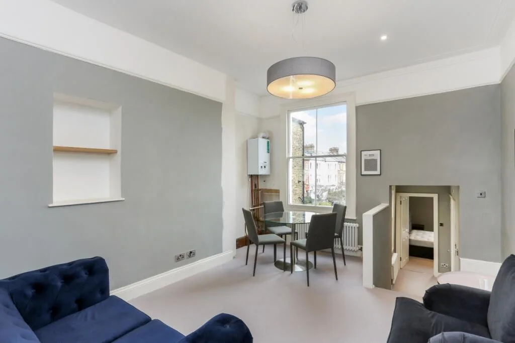 2 bedroom flat for rent