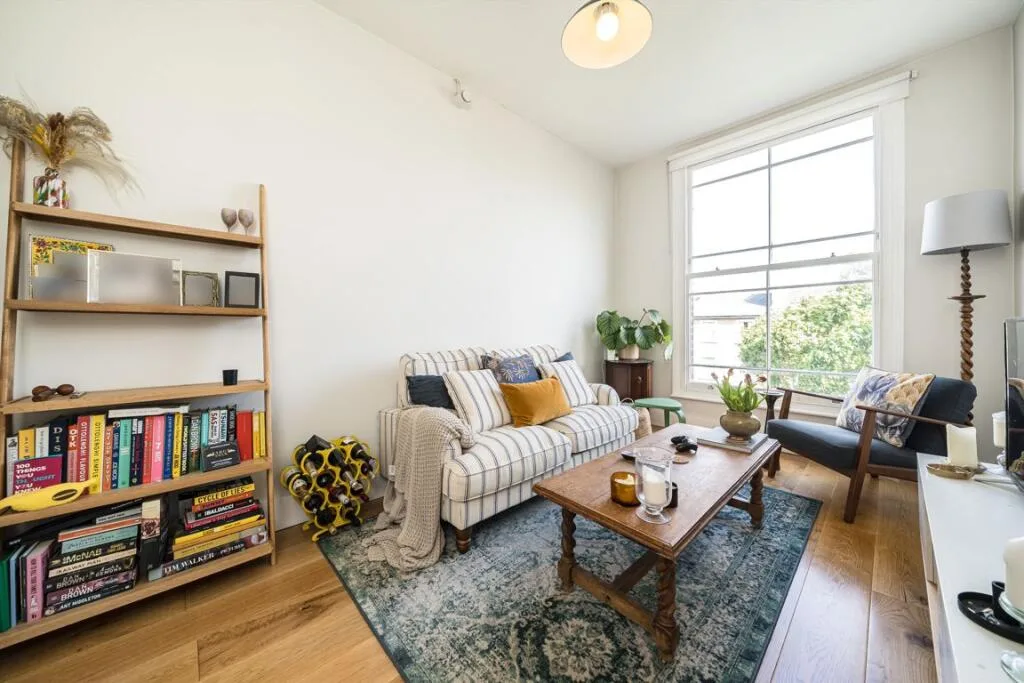 2 bedroom flat for rent