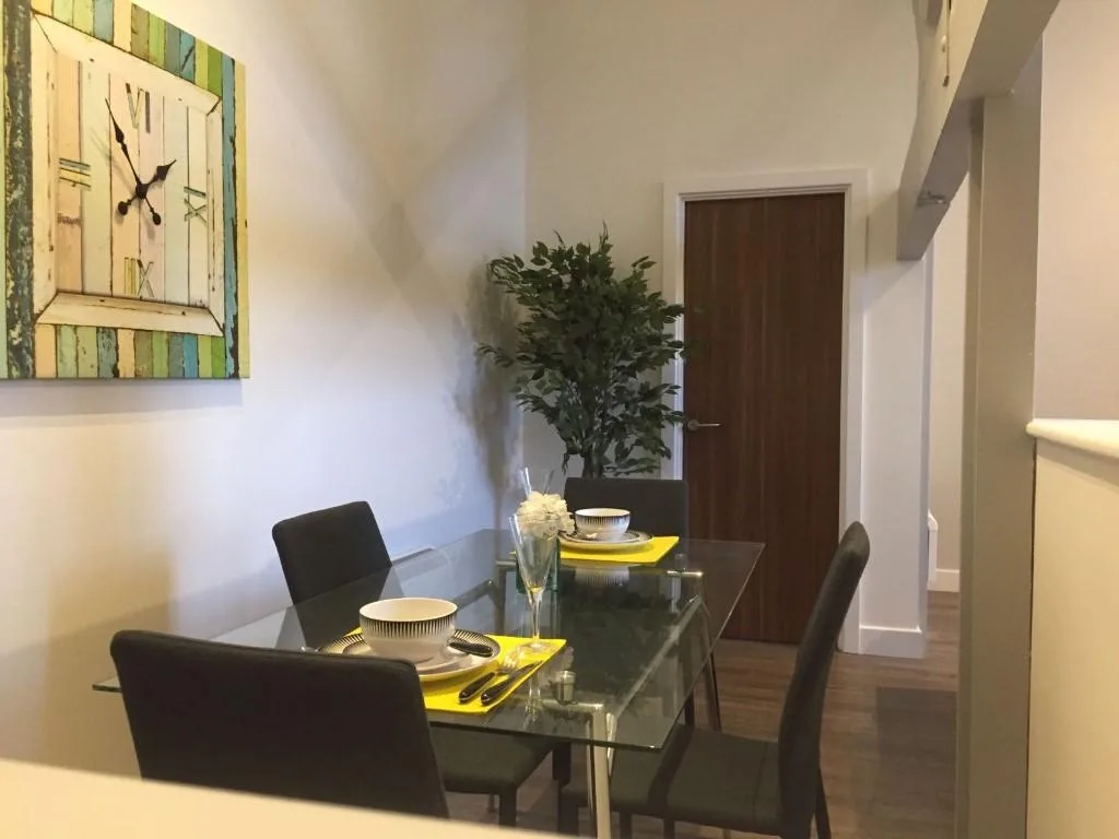 2 bedroom duplex for rent