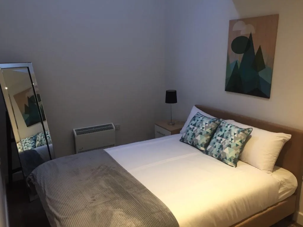2 bedroom duplex for rent