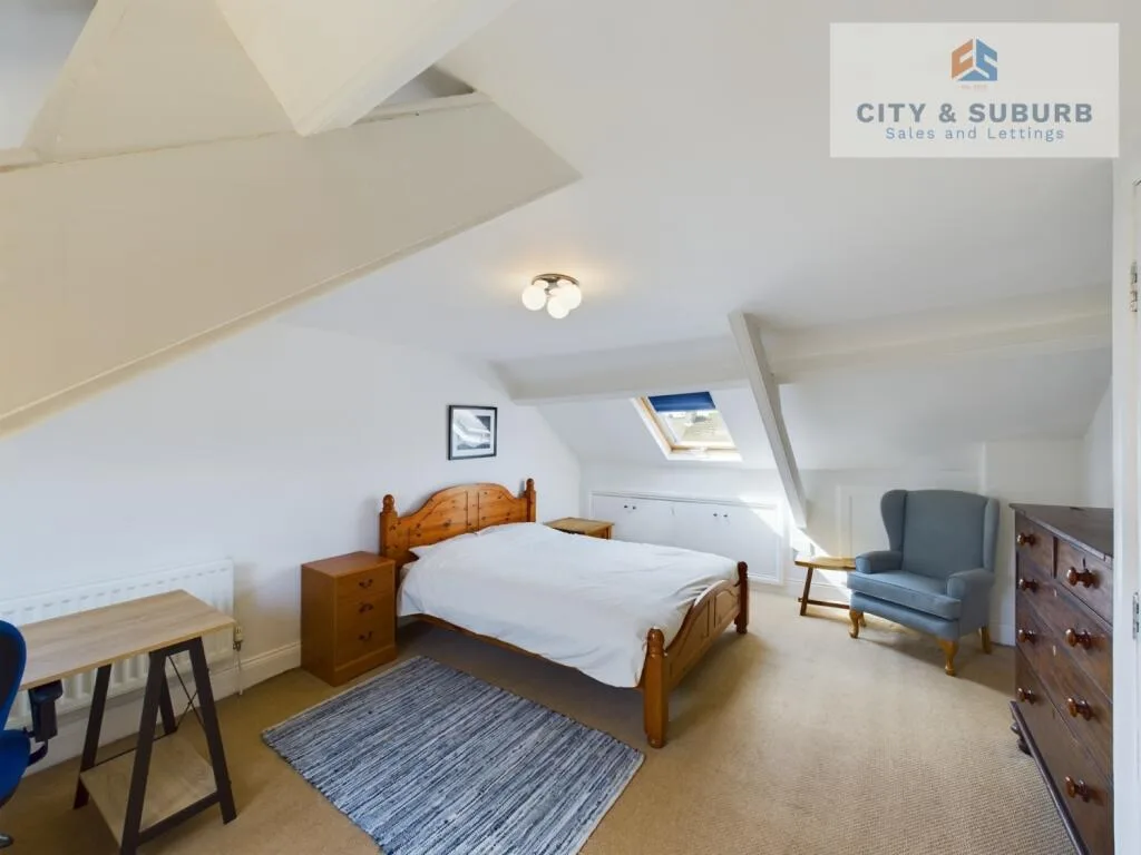 4 bedroom terraced house for rent