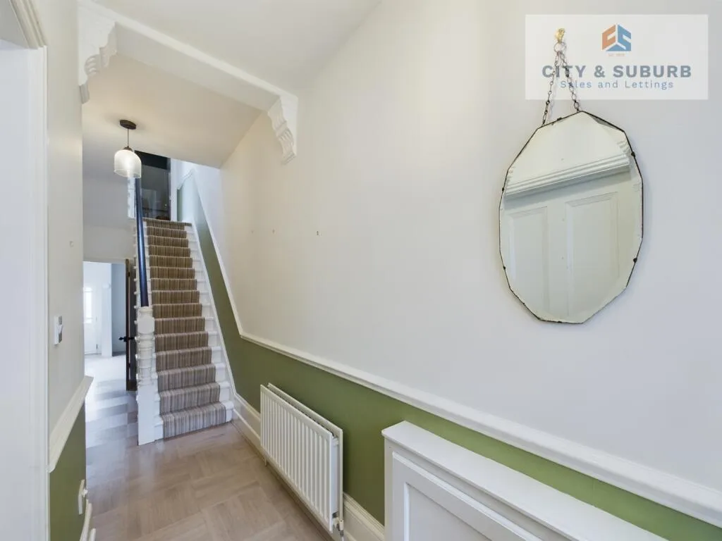 4 bedroom terraced house for rent