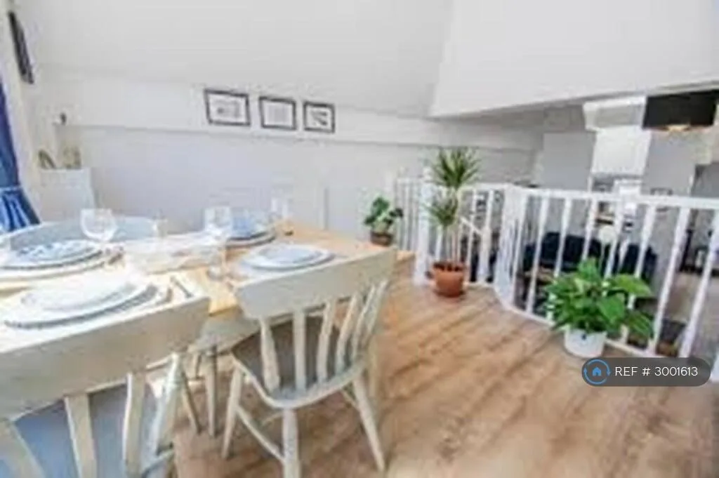 2 bedroom terraced house for rent