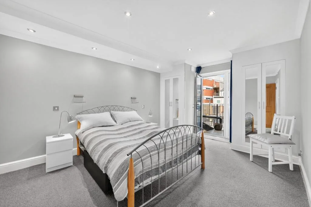 2 bedroom flat for rent