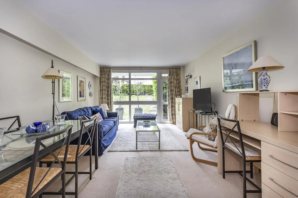 2 bedroom apartment for rent