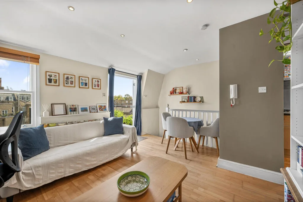 2 bedroom flat for rent