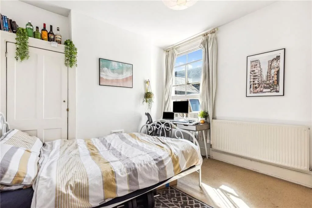3 bedroom flat for rent