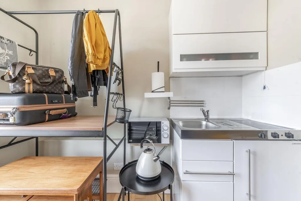 Studio flat for rent
