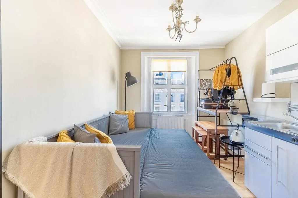 Studio flat for rent