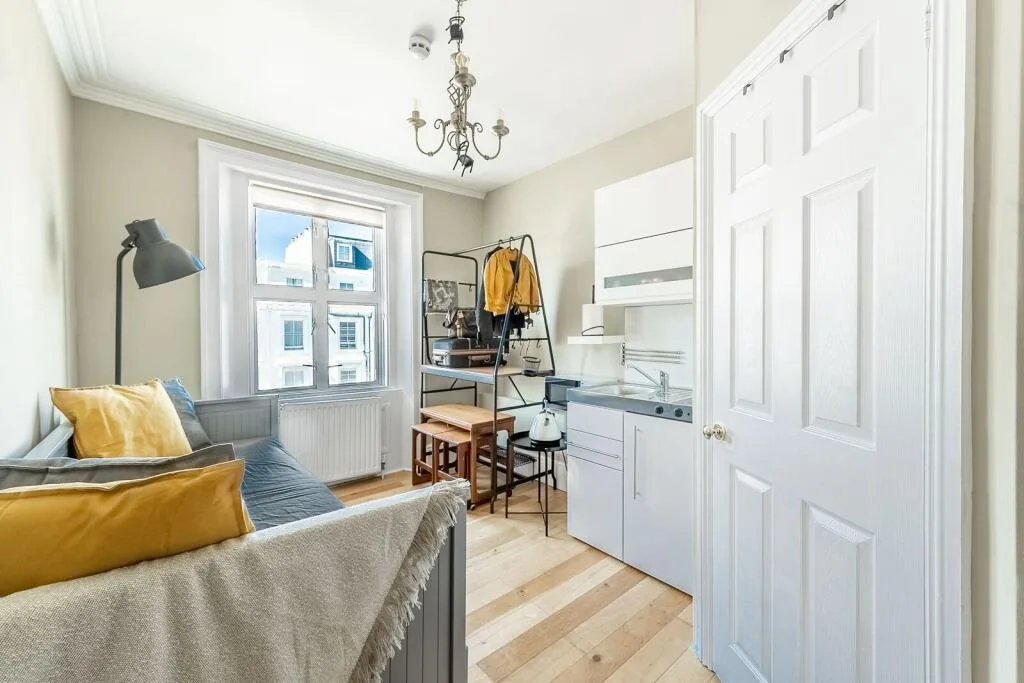 Studio flat for rent