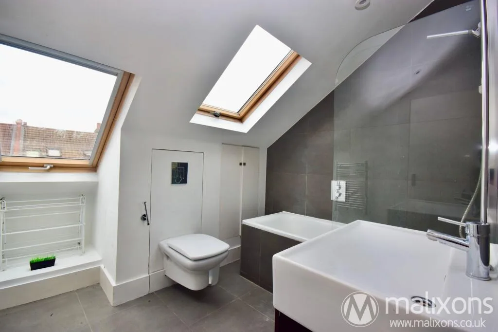 3 bedroom flat for rent