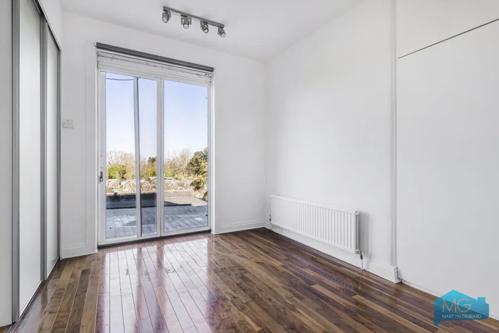 2 bedroom maisonette for rent