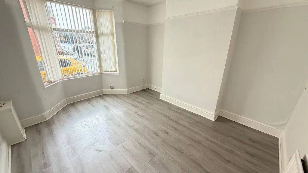 3 bedroom end of terrace house for rent