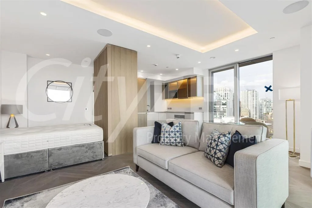 Studio flat for rent
