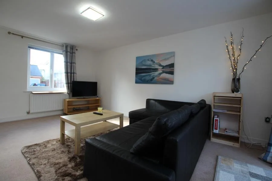 3 bedroom detached house for rent