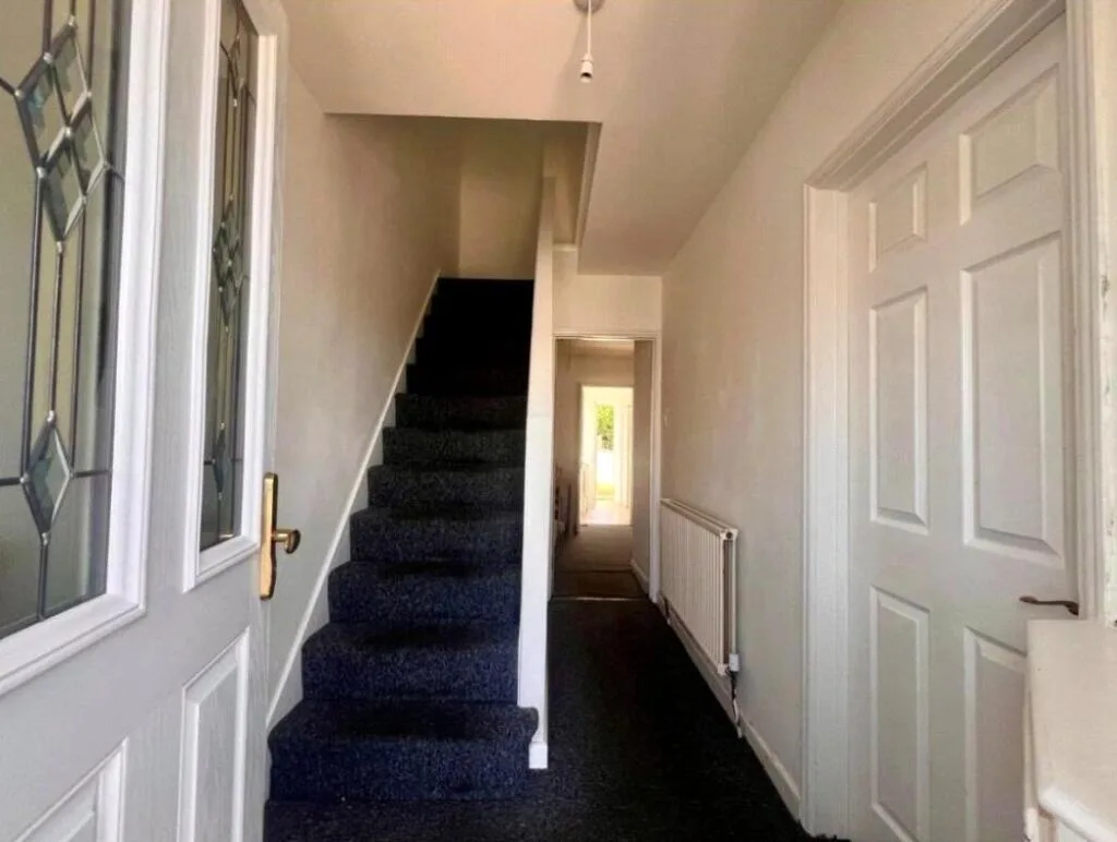 4 bedroom maisonette for rent