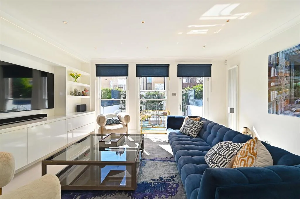 4 bedroom terraced house for rent