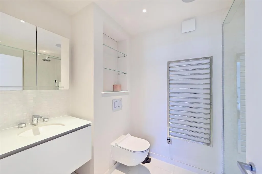 4 bedroom terraced house for rent
