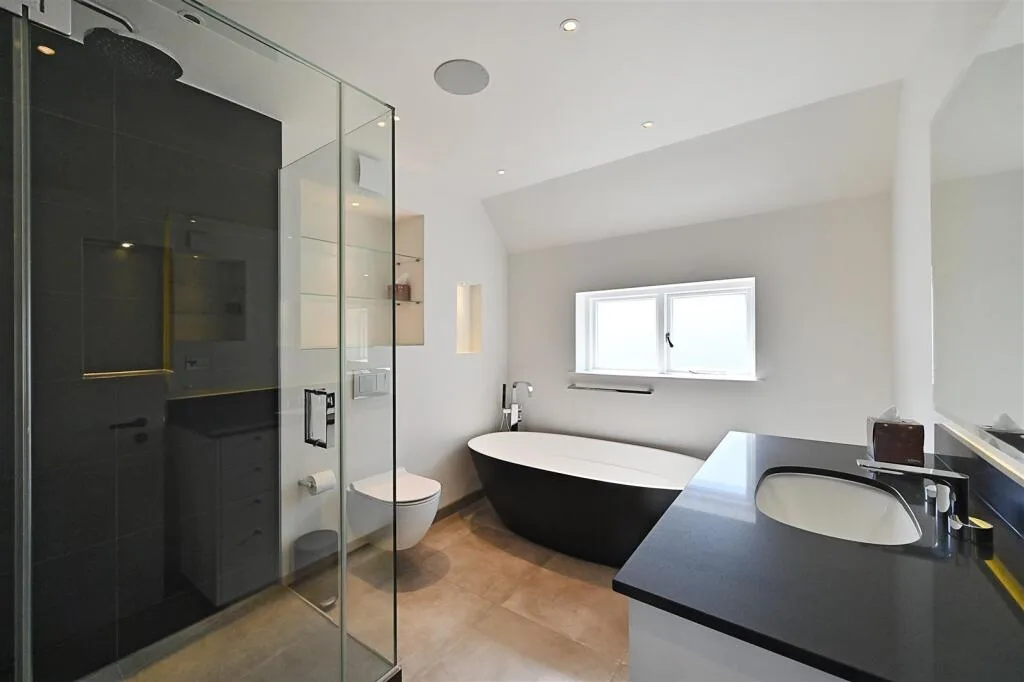 4 bedroom terraced house for rent