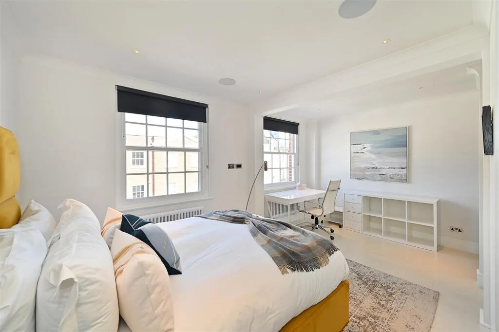 4 bedroom terraced house for rent