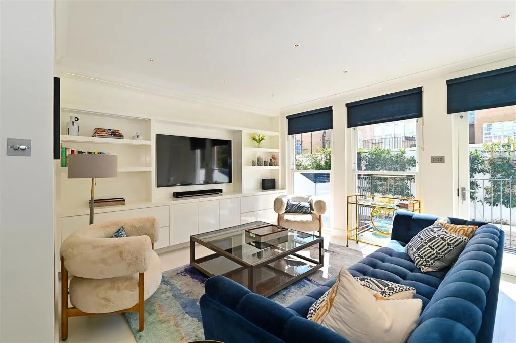 4 bedroom terraced house for rent