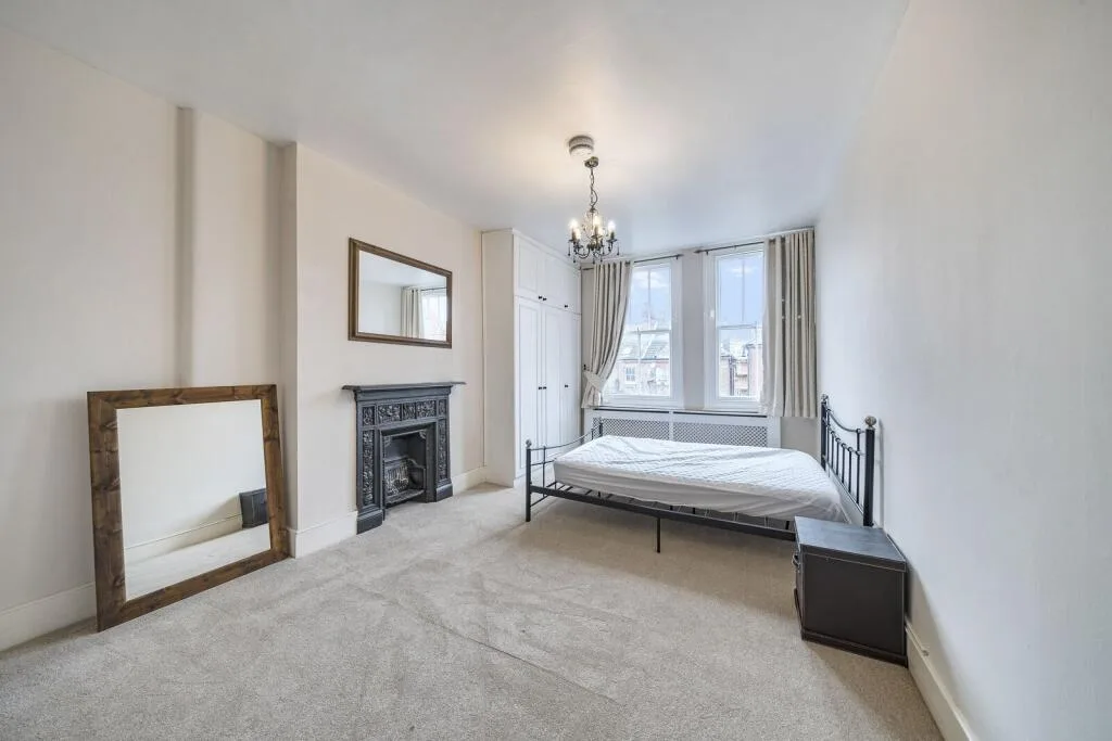 3 bedroom maisonette for rent