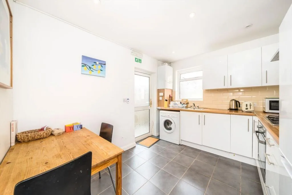 4 bedroom house for rent