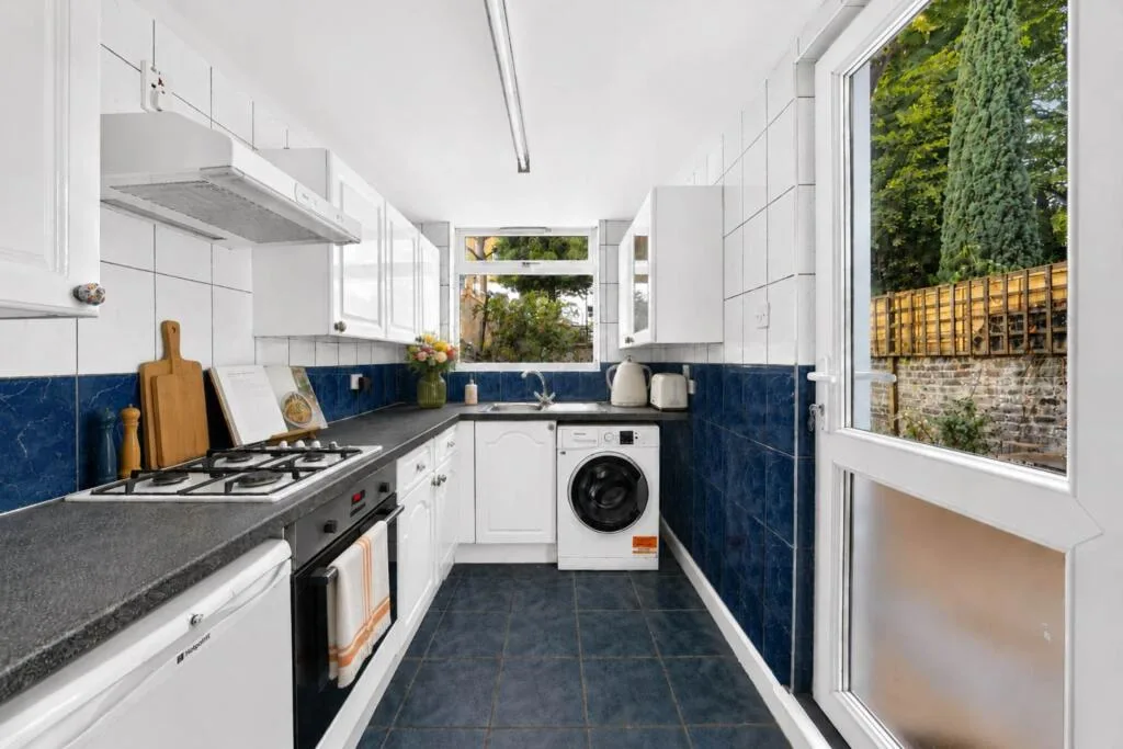 1 bedroom apartment for rent