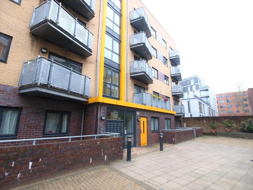 1 bedroom apartment for rent