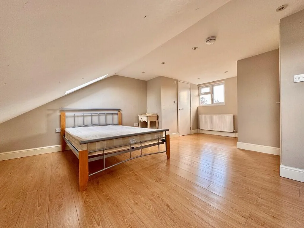 3 bedroom flat for rent