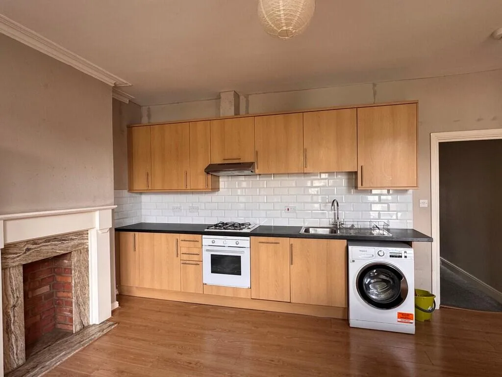 3 bedroom flat for rent