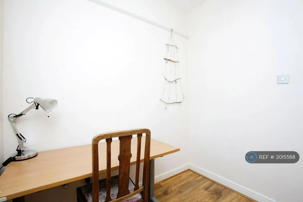 1 bedroom maisonette for rent