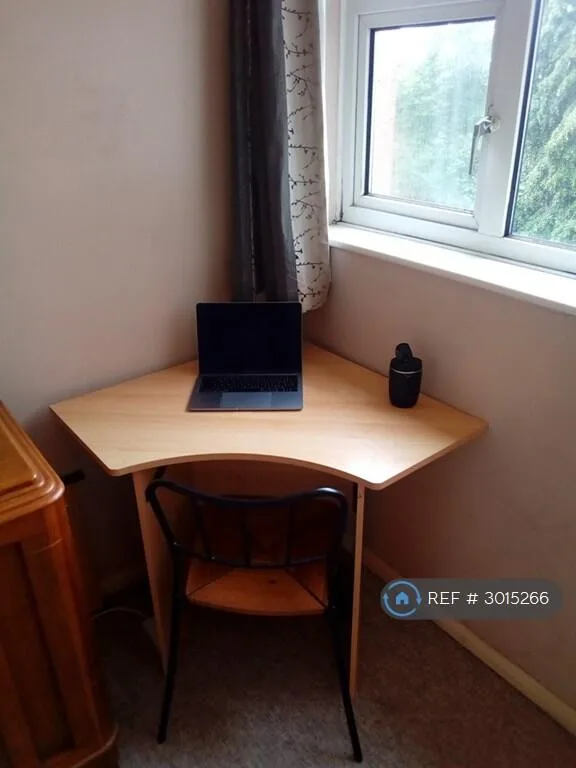 2 bedroom maisonette for rent