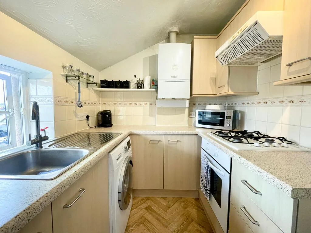 2 bedroom flat for rent