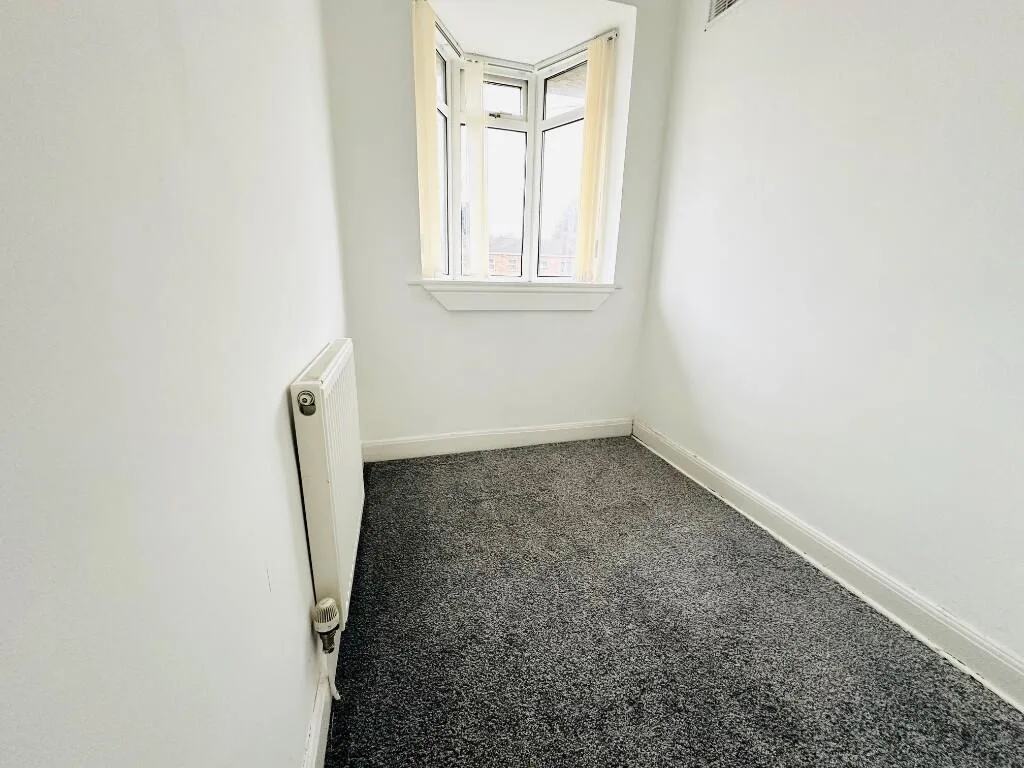 3 bedroom semi-detached house for rent