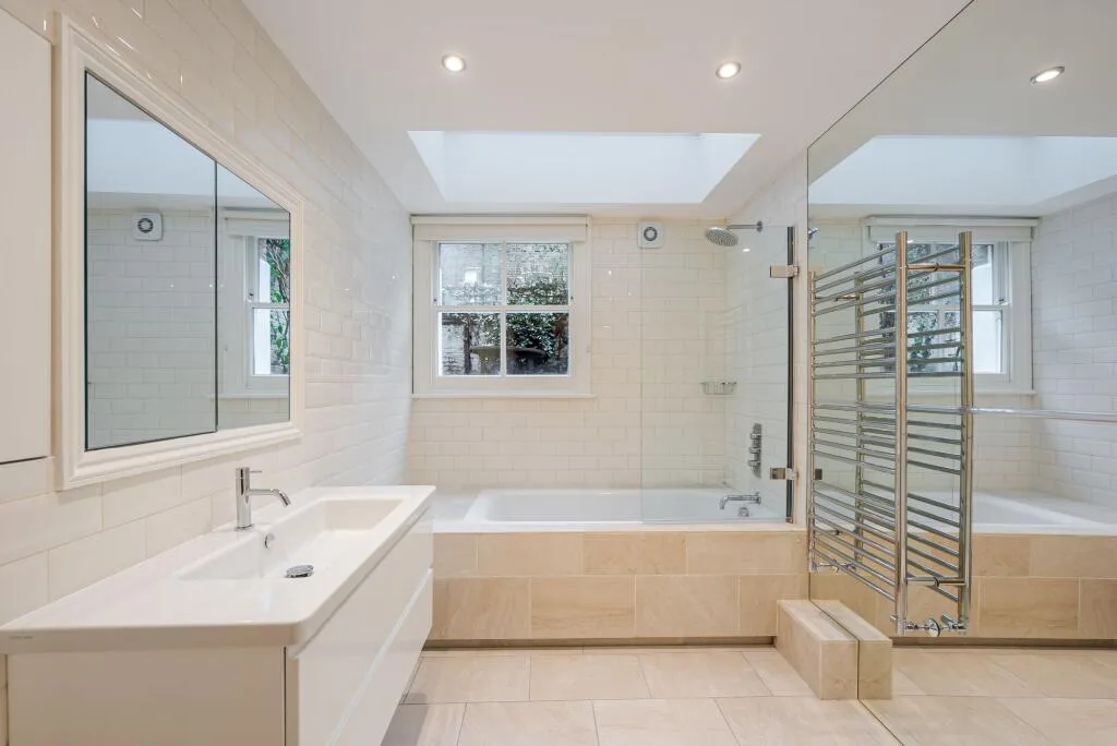 3 bedroom flat for rent