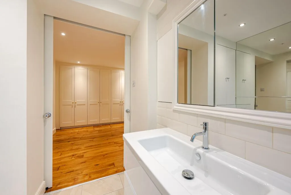 3 bedroom flat for rent