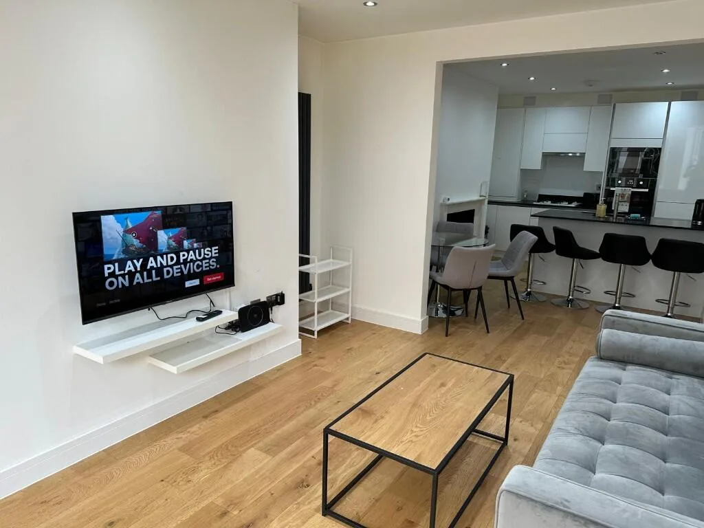 1 bedroom ground floor maisonette for rent