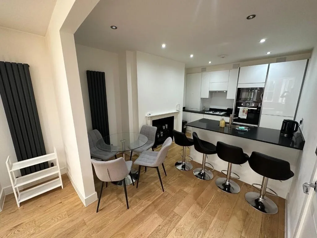 1 bedroom ground floor maisonette for rent
